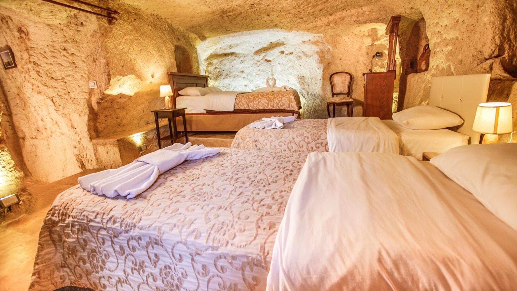 גורמה Kamelya Cave Hostel (Adults Only) מראה חיצוני תמונה