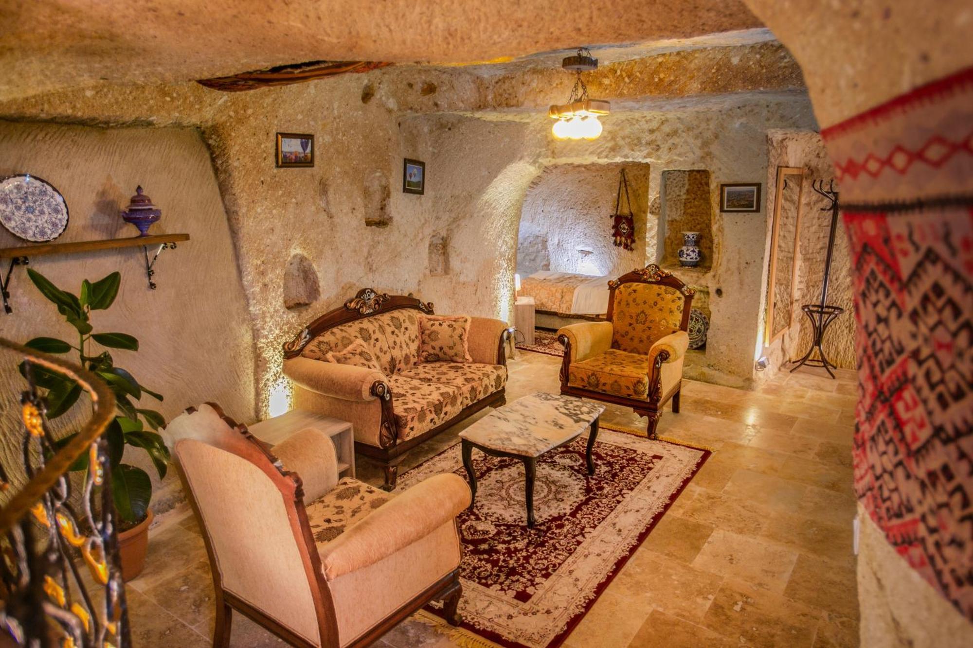 גורמה Kamelya Cave Hostel (Adults Only) מראה חיצוני תמונה