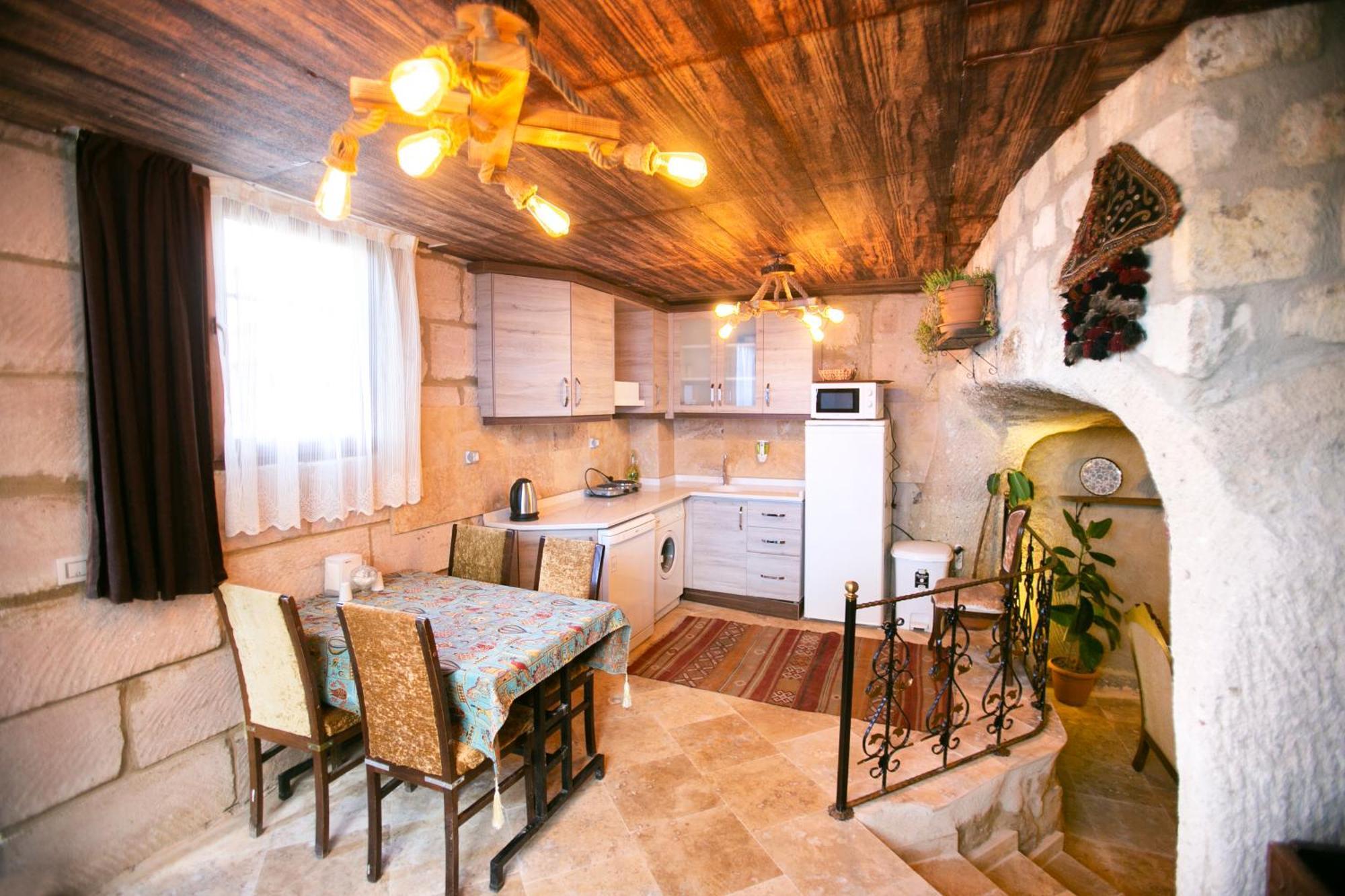 גורמה Kamelya Cave Hostel (Adults Only) מראה חיצוני תמונה