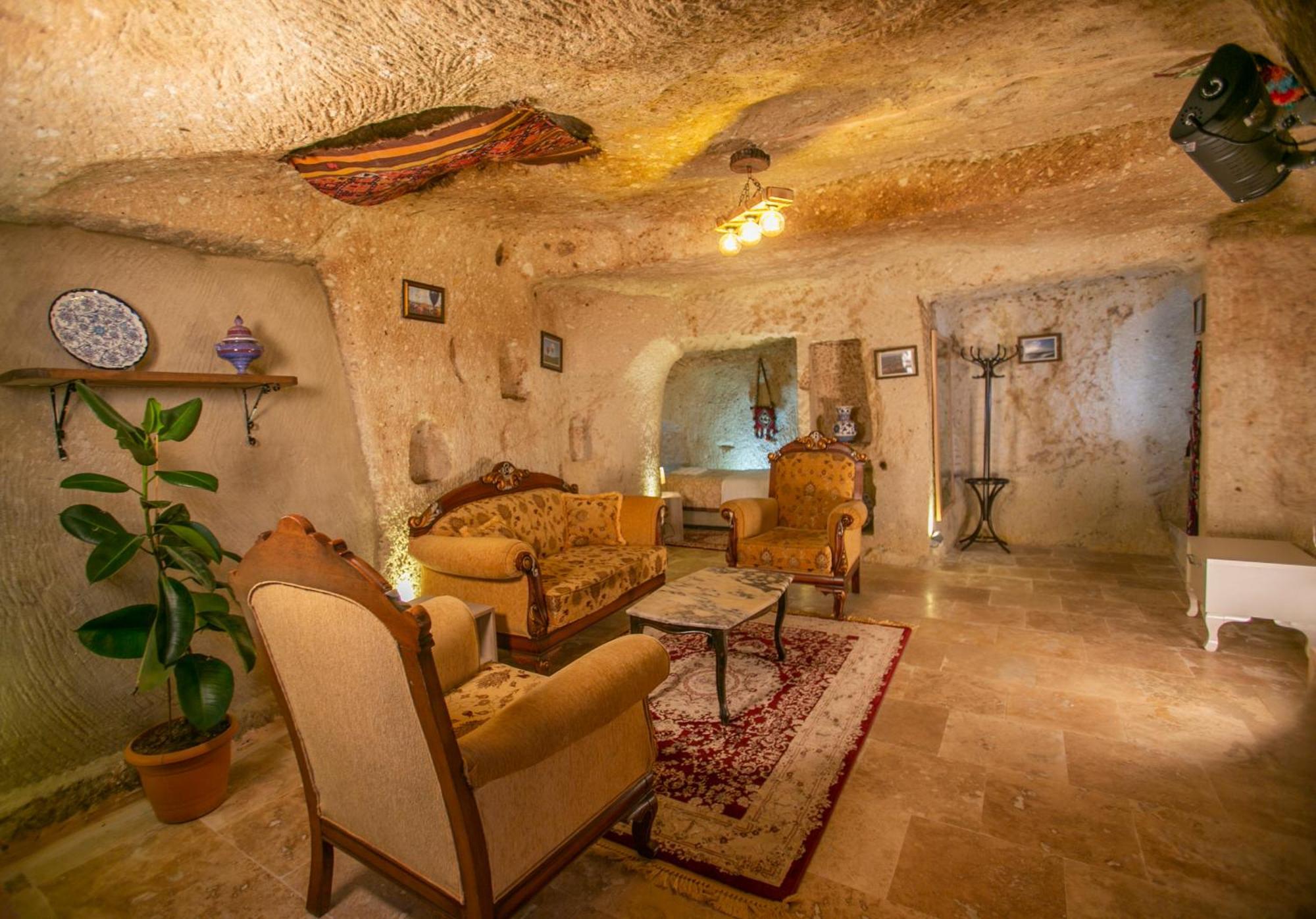 גורמה Kamelya Cave Hostel (Adults Only) מראה חיצוני תמונה