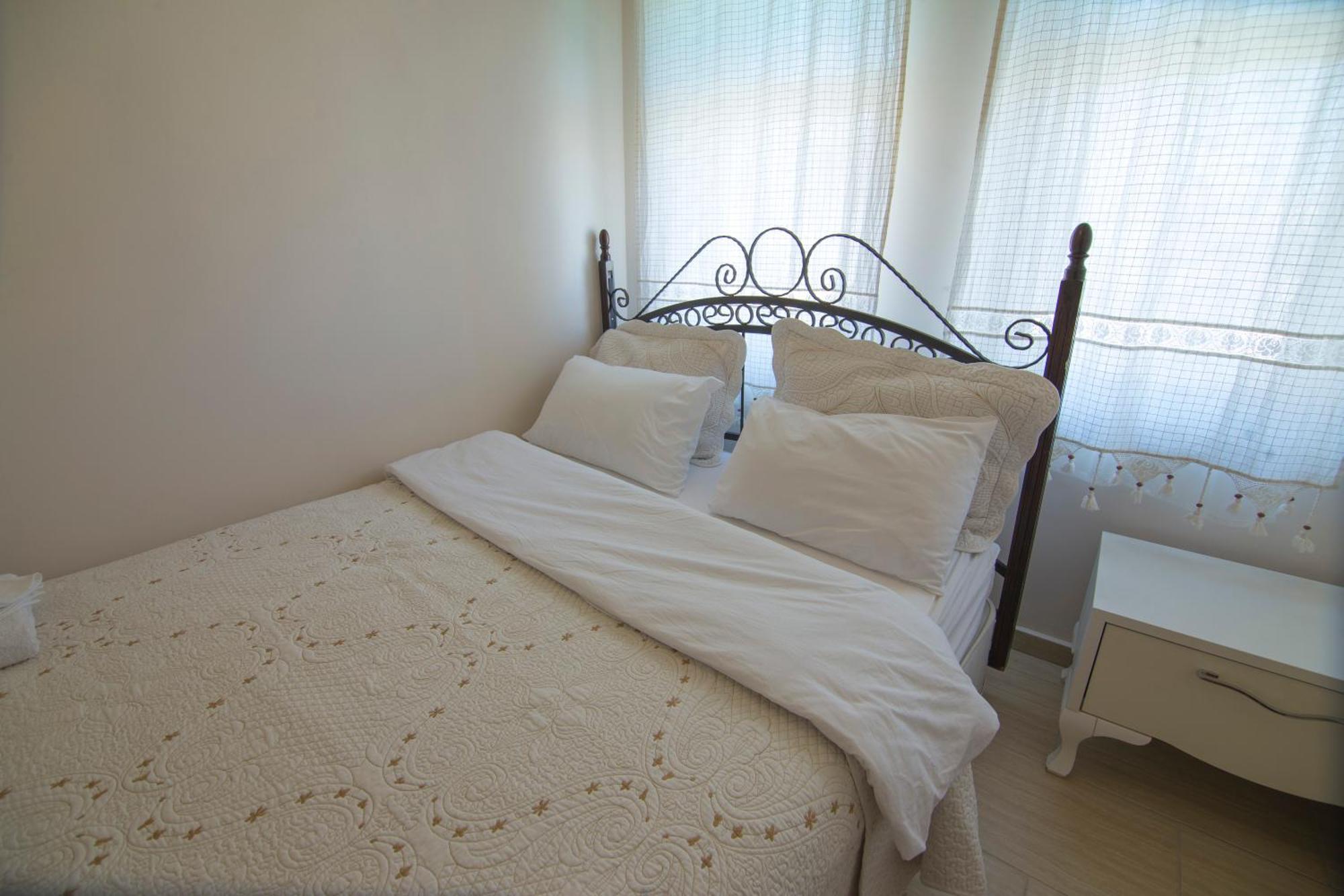 גורמה Kamelya Cave Hostel (Adults Only) מראה חיצוני תמונה