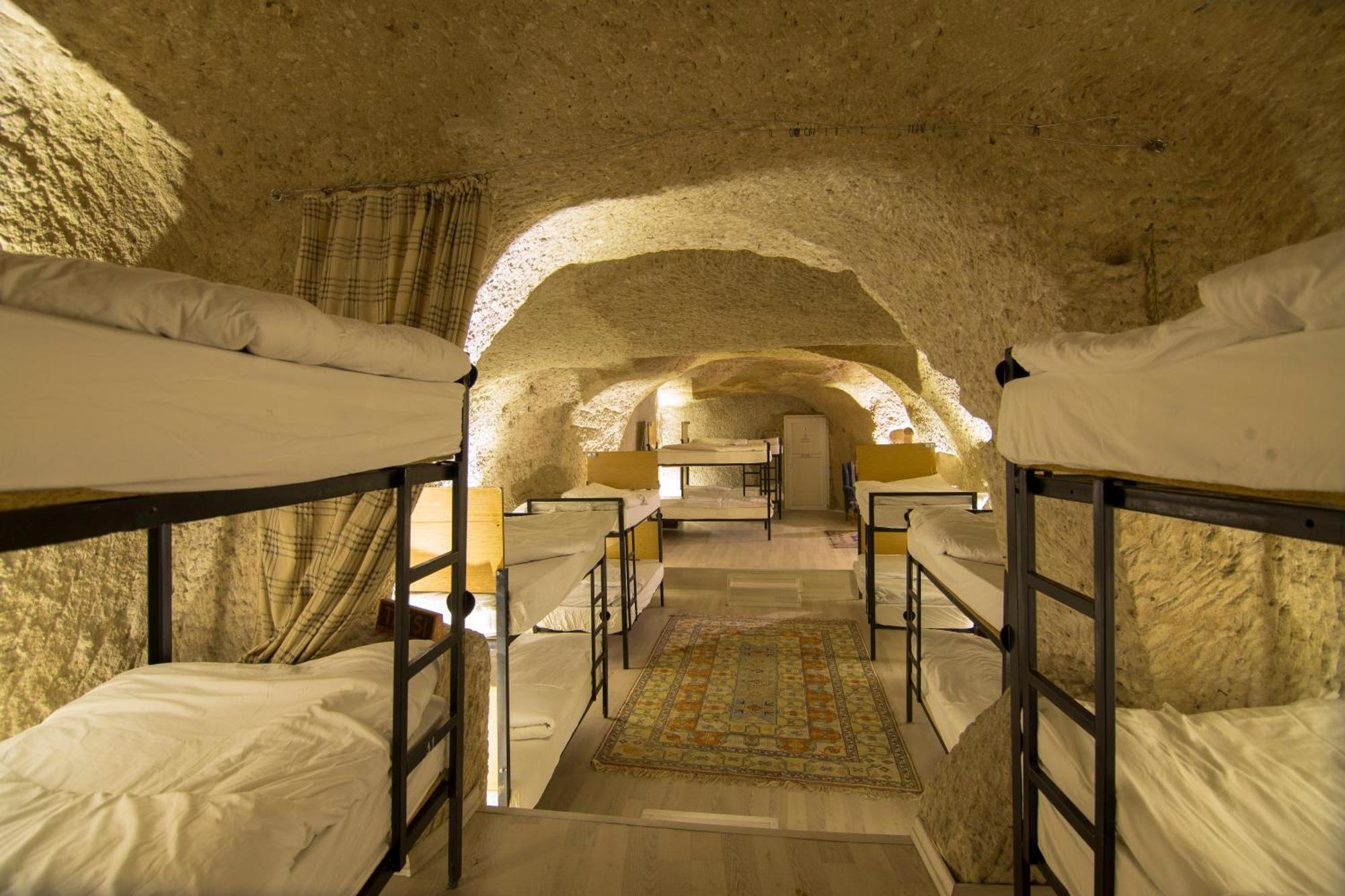 גורמה Kamelya Cave Hostel (Adults Only) מראה חיצוני תמונה